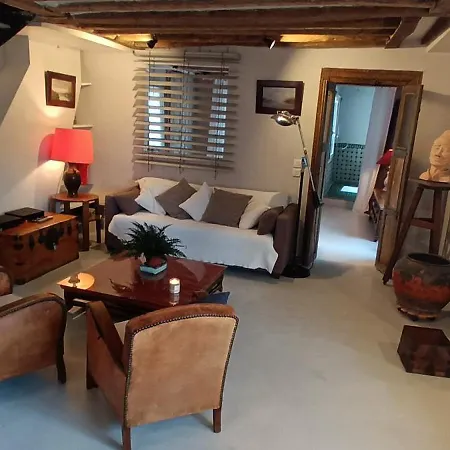 Heart Of Saint-germain-des-pres - Charming & Smart - For 2 People * Paris