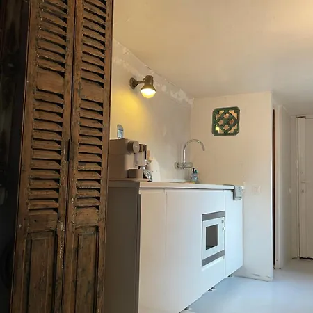 Heart Of Saint-germain-des-pres - Charming & Smart - For 2 People Apartment