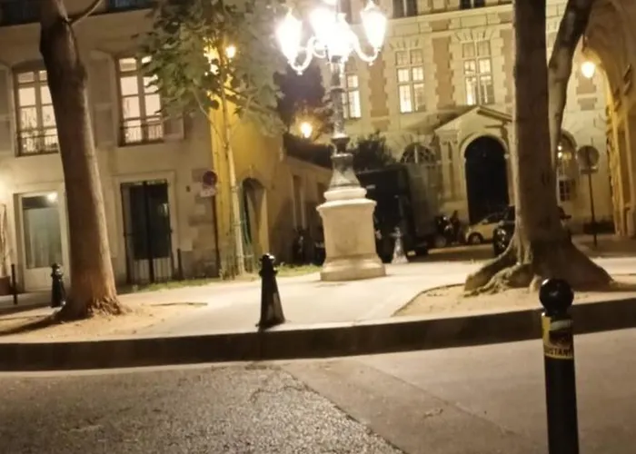 Heart Of Saint-germain-des-pres - Charming & Smart - For 2 People * Paris